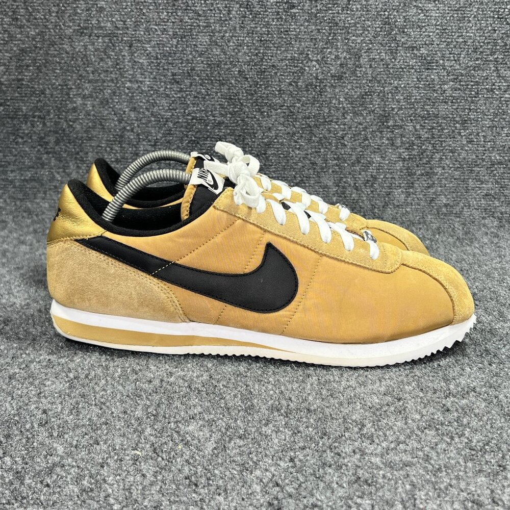 Nike Cortez Basic Nylon Sneakers Men's Size 13 Yellow Gold Suede Retro Athletic